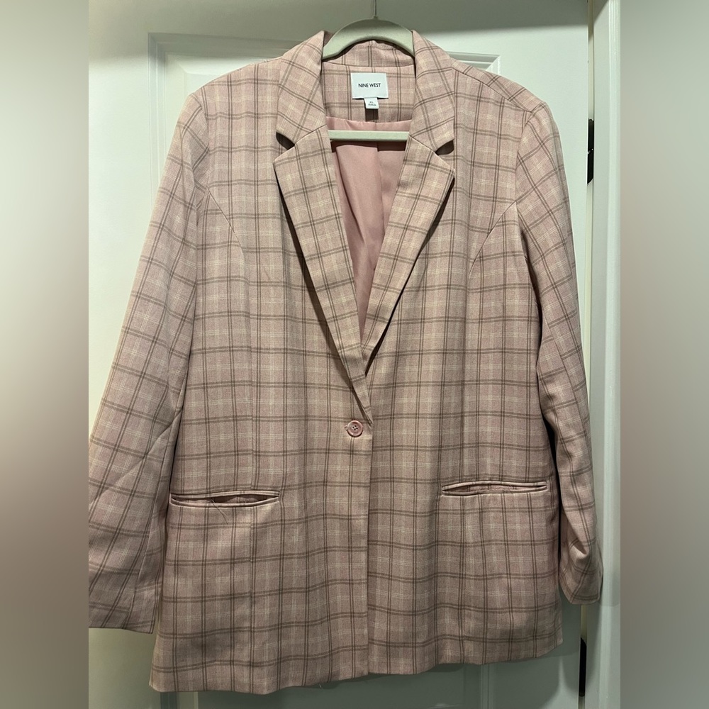 Nine West Pink and Tan Plaid Blazer